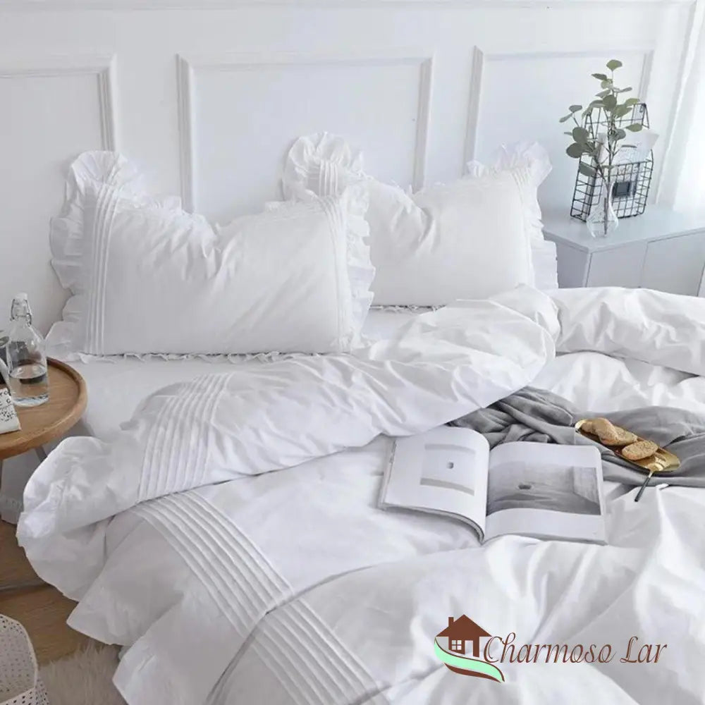 Kit Sonho Perfeito - Lençóis Brancos e Capa de Edredom com Babados Roupa de Cama054