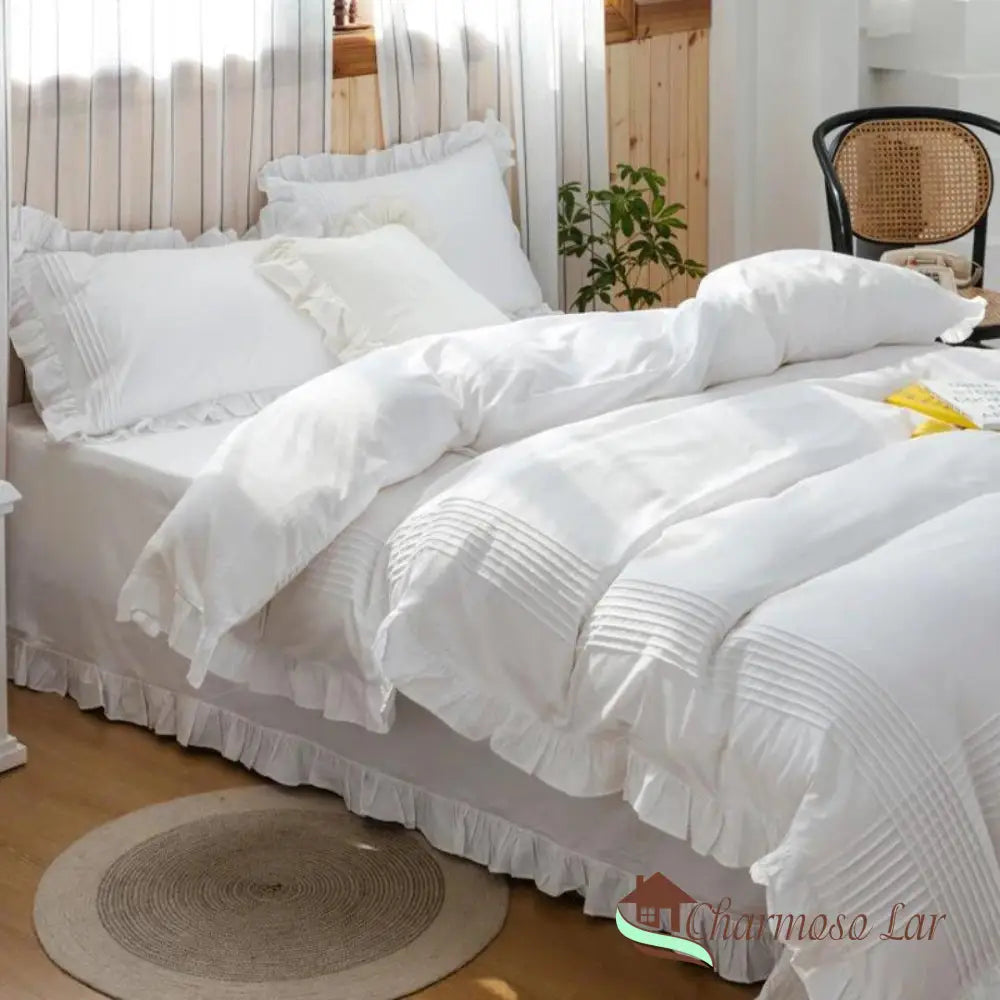 Kit Sonho Perfeito - Lençóis Brancos e Capa de Edredom com Babados Roupa de Cama054